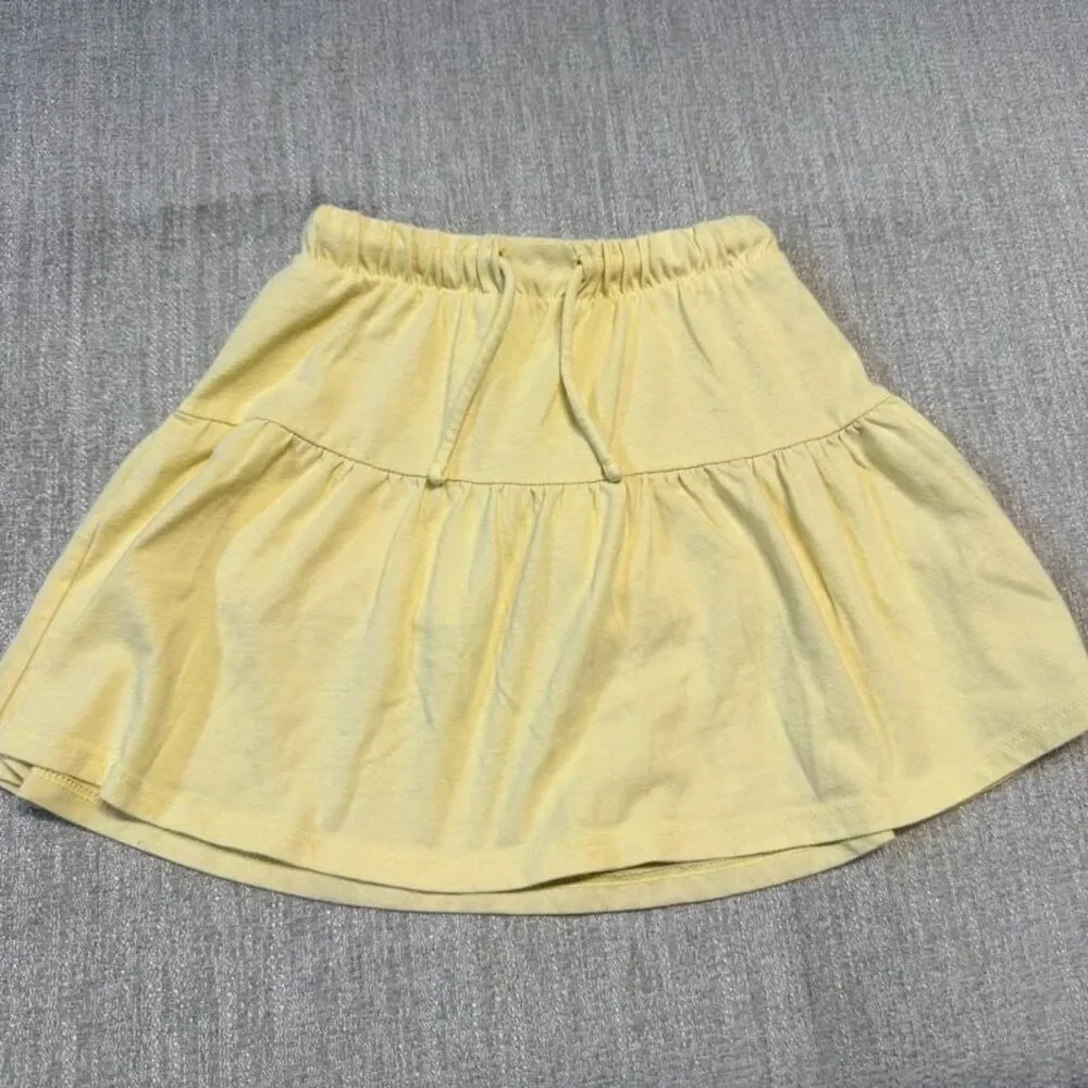 Old Navy 3T Girls Skorts Yellow Green